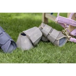 Beenbeschermers Covalliero Lichtbruin 9 Beenbeschermers Covalliero Lichtbruin -Paardenbenodigdheden Winkel beenbeschermers covalliero lichtbruin 1500x1500 176115