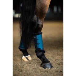 Beenbeschermers Equestrian Stockholm Blue Meadow Blauw -Paardenbenodigdheden Winkel beenbeschermers equestrian stockholm blue meadow blauw 1500x1500 174180