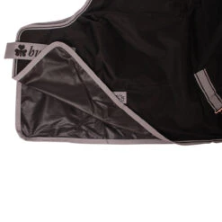 Deken Bucas Anniversary Turnout Stay-Dry 150gr Zwart-zilver -Paardenbenodigdheden Winkel deken bucas anniversary turnout stay dry 150gr zwart zilver 1500x1500 99128