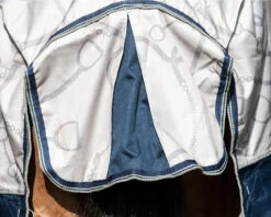 Deken QHP Turnout Collection 0gr Donkerblauw-beige -Paardenbenodigdheden Winkel deken qhp turnout collection 0gr donkerblauw beige 1500x1500 175250