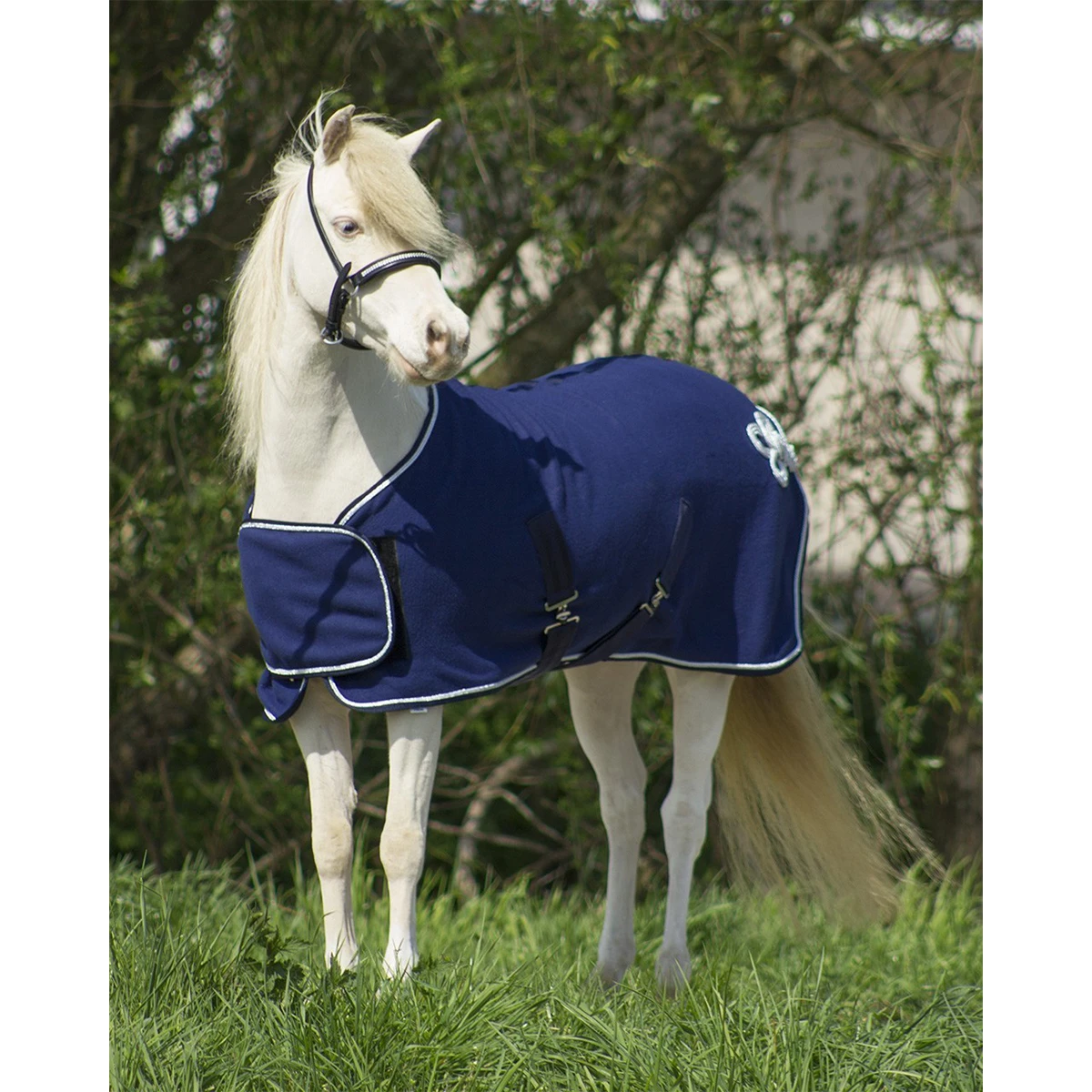 Fleecedeken QHP Ornament Falabella Donkerblauw-zilver 2 Fleecedeken QHP Ornament Falabella Donkerblauw-zilver - Afbeelding 2