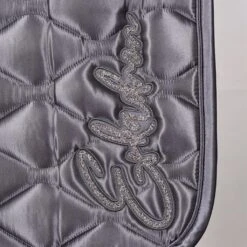 Zadeldek Eskadron Essence Satin Donkerblauw 13 Zadeldek Eskadron Essence Satin Donkerblauw -Paardenbenodigdheden Winkel zadeldek eskadron essence satin donkerblauw 1500x1500 171500