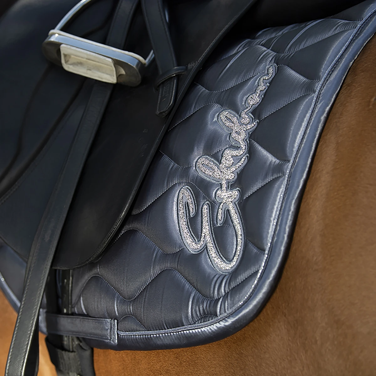 Zadeldek Eskadron Essence Satin Donkerblauw 8 Zadeldek Eskadron Essence Satin Donkerblauw - Afbeelding 8