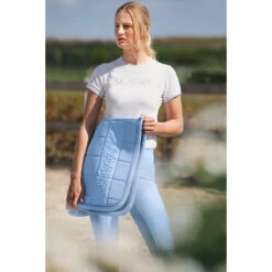 Zadeldek Eskadron Reflexx Big Square Mesh Crystal Lichtblauw -Paardenbenodigdheden Winkel zadeldek eskadron reflexx big square mesh crystal lichtblauw 1500x1500 178682