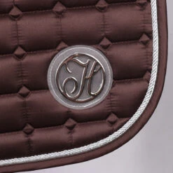 Zadeldek Harry's Horse Reverso Satin III Bruin -Paardenbenodigdheden Winkel zadeldek harry s horse reverso satin iii bruin 1500x1500 156693