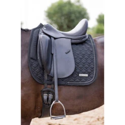 Zadeldek HV POLO HVPJune Dressuur Zwart -Paardenbenodigdheden Winkel zadeldek hv polo hvpjune dressuur zwart 1500x1500 177429