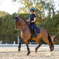 Zadeldek LeMieux Self-Cool Dressage Donkerblauw -Paardenbenodigdheden Winkel zadeldek lemieux self cool dressage donkerblauw 1500x1500 163905