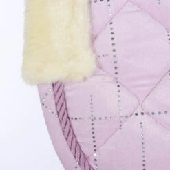 Zadelonderlegger Horsegear HGVelvet Dot Lichtpaars -Paardenbenodigdheden Winkel zadelonderlegger horsegear hgvelvet dot lichtpaars 1500x1500 187482