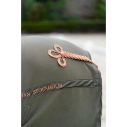 Zweetdeken Equestrian Stockholm Evening Haze Lichtgroen -Paardenbenodigdheden Winkel zweetdeken equestrian stockholm evening haze lichtgroen 1500x1500 153663